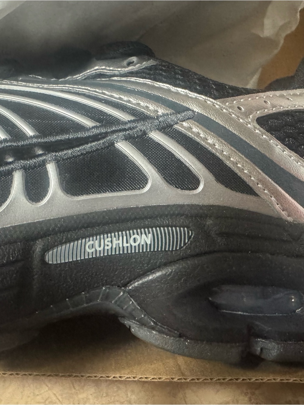 Nike air max moto 2K Black and Silver Mesh Lace-Up Sneakers - Picture 3 of 8
